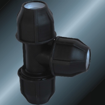 Material fresco Color negro Pe Tee para riego 