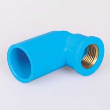 UPVC Pressure Female Elbow90 ° Laiton Insert Bleu 
