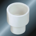 DIN PN10 น้ำประปา Upvc ลดซ็อกเก็ตสีขาว 
